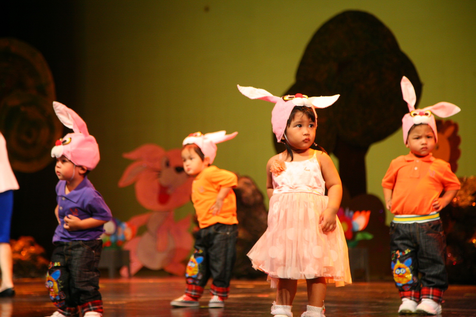 Varee_Annual_Performance 2013_Kindergarten_C1_013